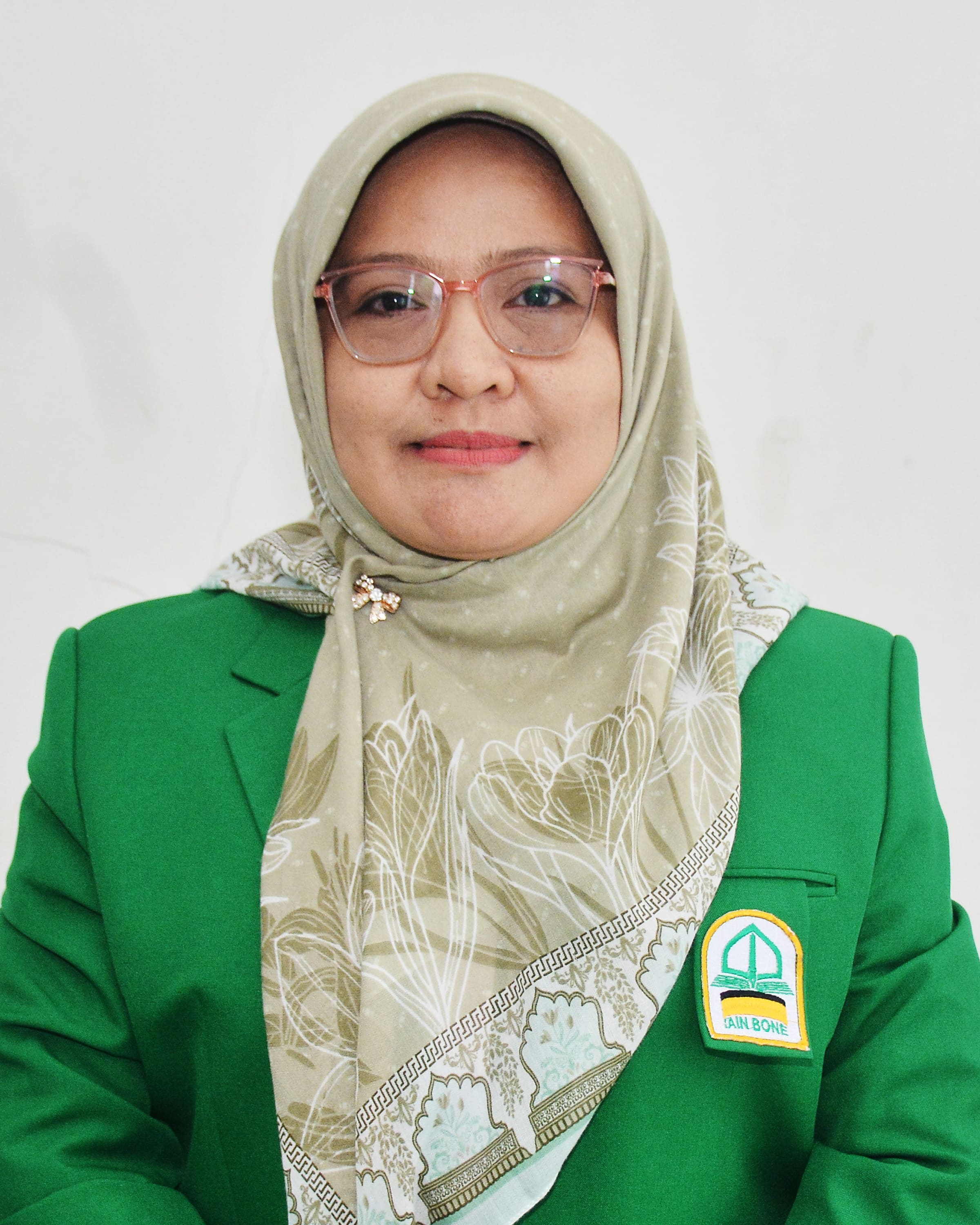 DR. MARIA ULFAH SYARIF, SPdI., MPdI